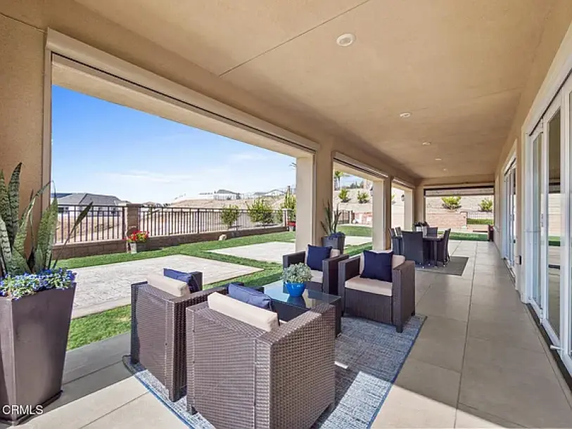 16094 Mariposa Ave, Riverside, CA 92504-15