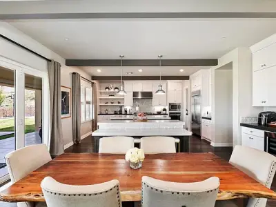 16094 Mariposa Ave, Riverside, CA 92504