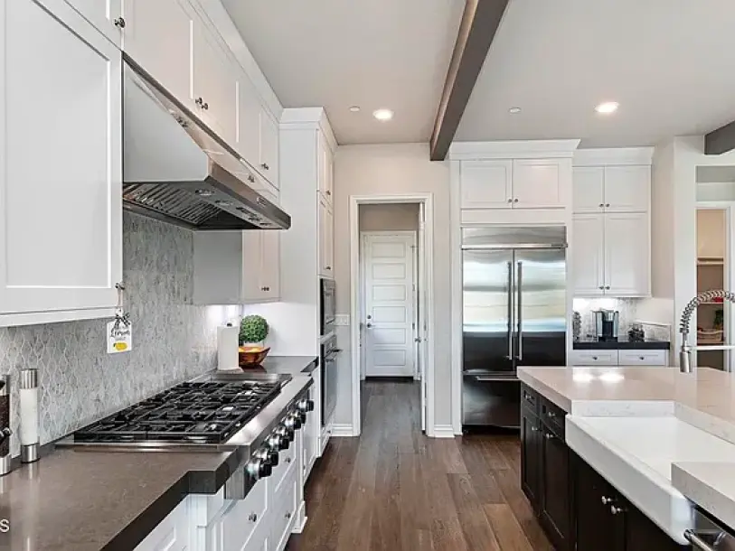 16094 Mariposa Ave, Riverside, CA 92504-36