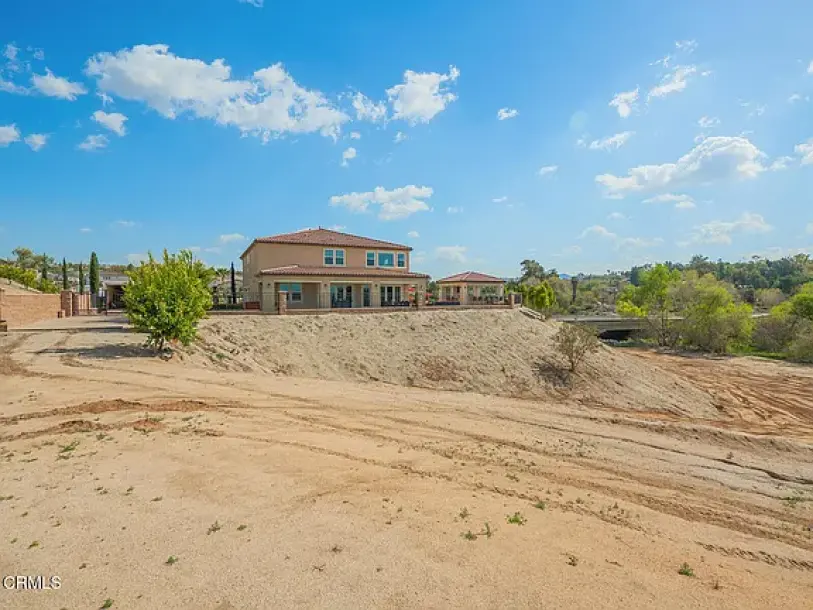 16094 Mariposa Ave, Riverside, CA 92504-58