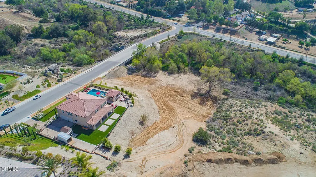 16094 Mariposa Ave, Riverside, CA 92504-61