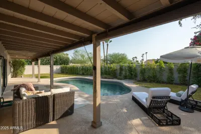 8401 E Vista Del Lago