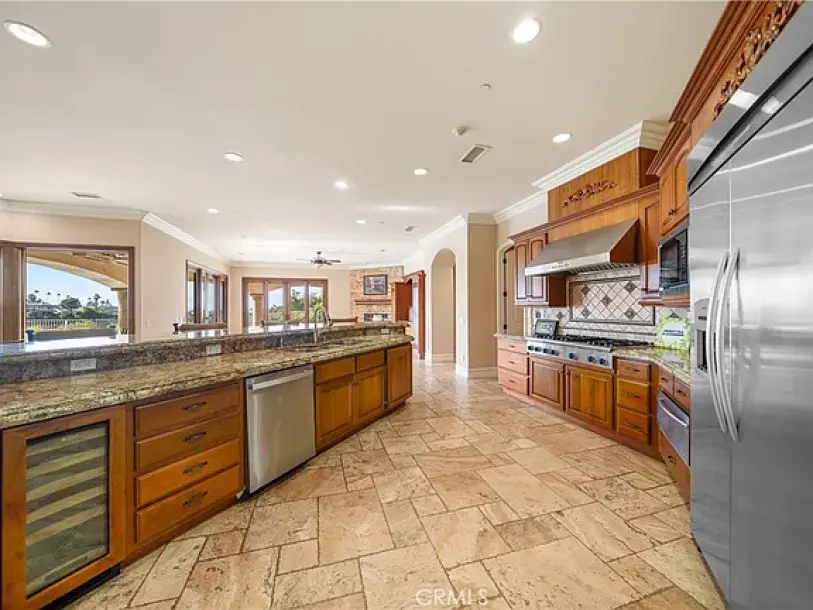 423 Cleveland Way, Corona, CA 92881-31
