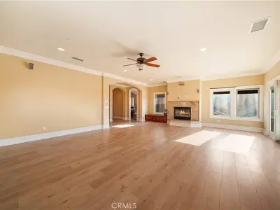 423 Cleveland Way, Corona, CA 92881