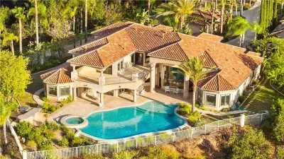 423 Cleveland Way, Corona, CA 92881