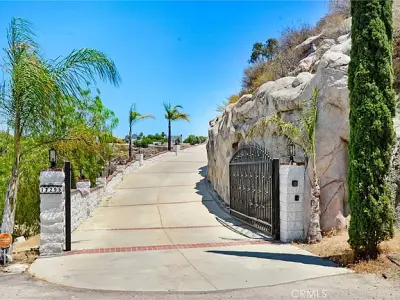 17295 Ridge Canyon Dr, Riverside, CA 92506