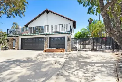 17295 Ridge Canyon Dr, Riverside, CA 92506
