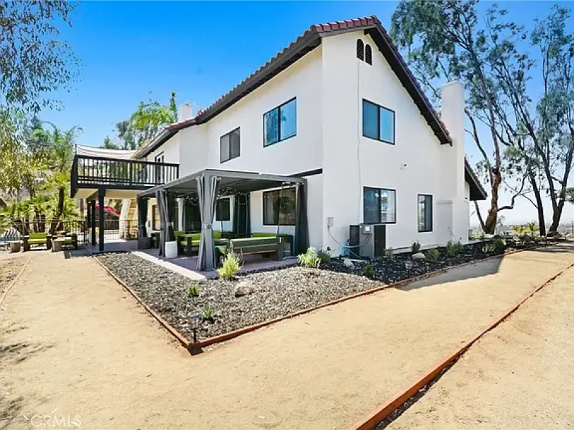 17295 Ridge Canyon Dr, Riverside, CA 92506-8