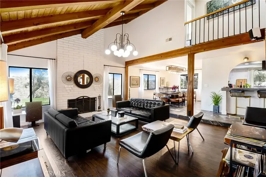 17295 Ridge Canyon Dr, Riverside, CA 92506-9