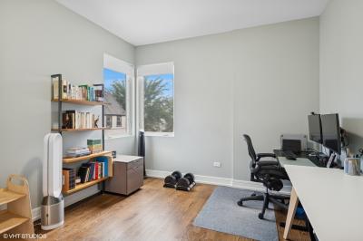 1633 N Saint Louis Ave