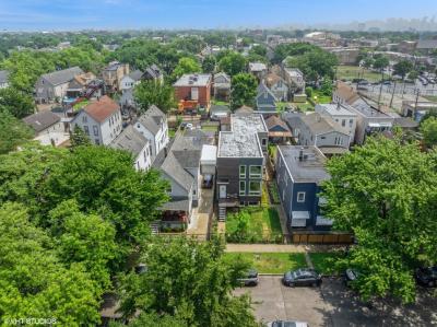 1633 N Saint Louis Ave