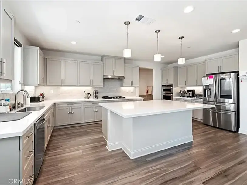 1268 Matterhorn Dr-11