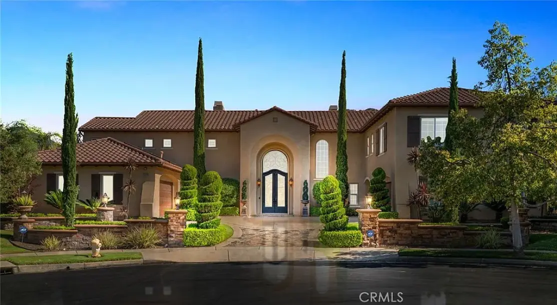 1578 Twin Oaks Cir, Corona, CA 92881-1
