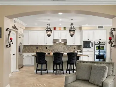 1578 Twin Oaks Cir, Corona, CA 92881