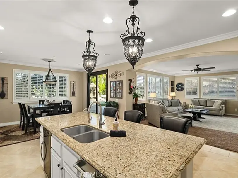 1578 Twin Oaks Cir, Corona, CA 92881-21