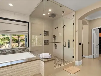 1578 Twin Oaks Cir, Corona, CA 92881