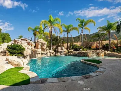 1578 Twin Oaks Cir, Corona, CA 92881