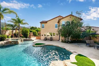 1578 Twin Oaks Cir, Corona, CA 92881