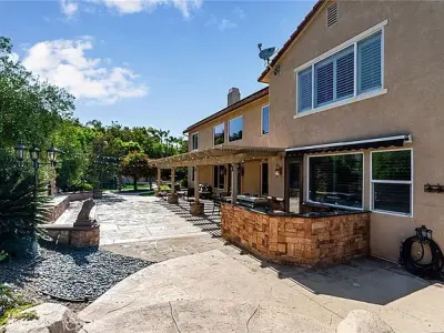 1578 Twin Oaks Cir, Corona, CA 92881