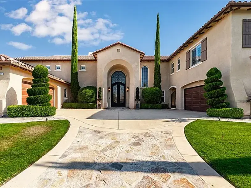 1578 Twin Oaks Cir, Corona, CA 92881-5