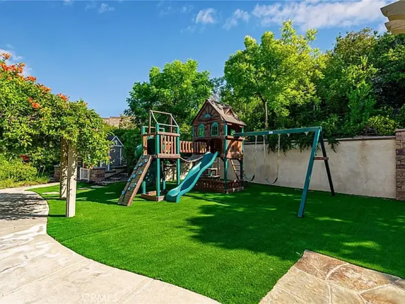 1578 Twin Oaks Cir, Corona, CA 92881-54