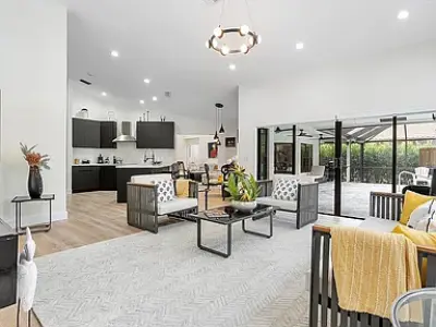 1041 Woodfall Ct, Weston, FL 33326