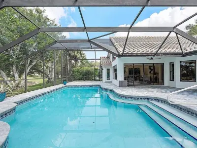 1041 Woodfall Ct, Weston, FL 33326