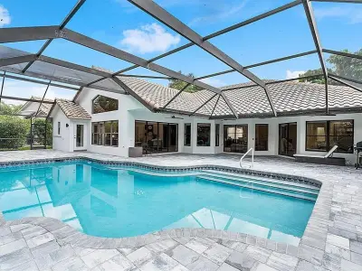 1041 Woodfall Ct, Weston, FL 33326