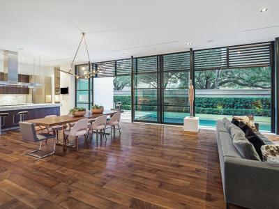 1529 Indiana St, Houston, TX 77006