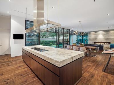 1529 Indiana St, Houston, TX 77006