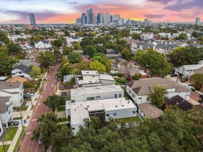 1529 Indiana St, Houston, TX 77006