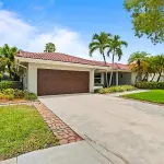 1720 Lakeshore Dr, Weston, FL 33326