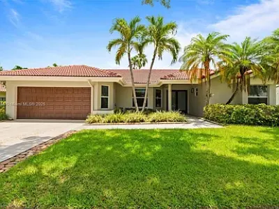 1720 Lakeshore Dr, Weston, FL 33326