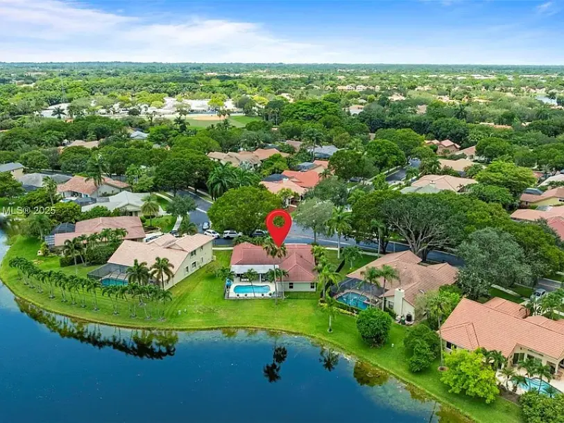 1720 Lakeshore Dr, Weston, FL 33326-6