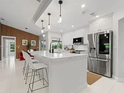 1720 Lakeshore Dr, Weston, FL 33326