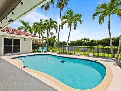 1720 Lakeshore Dr, Weston, FL 33326