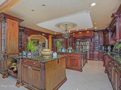 177 Benedict Rd, Staten Island, NY 10304