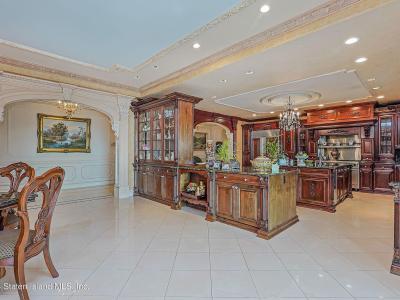 177 Benedict Rd, Staten Island, NY 10304