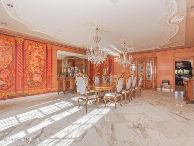 177 Benedict Rd, Staten Island, NY 10304