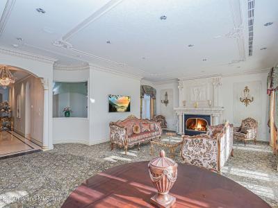 177 Benedict Rd, Staten Island, NY 10304