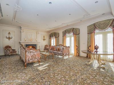 177 Benedict Rd, Staten Island, NY 10304