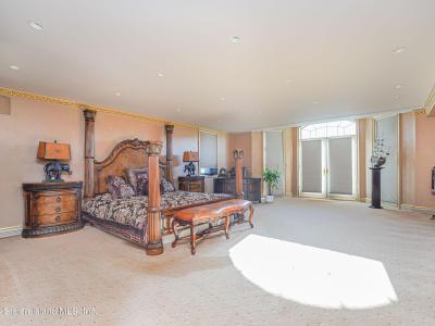 177 Benedict Rd, Staten Island, NY 10304