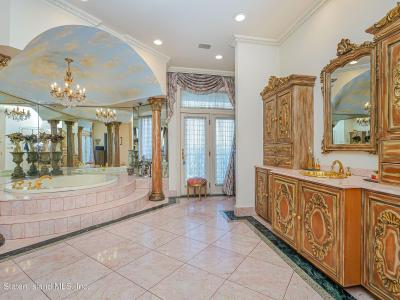 177 Benedict Rd, Staten Island, NY 10304