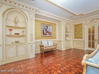 177 Benedict Rd, Staten Island, NY 10304