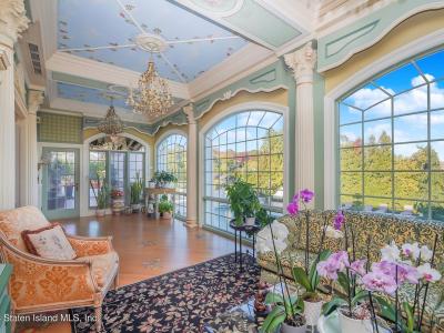 177 Benedict Rd, Staten Island, NY 10304