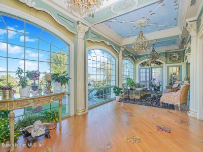 177 Benedict Rd, Staten Island, NY 10304