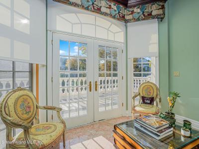 177 Benedict Rd, Staten Island, NY 10304