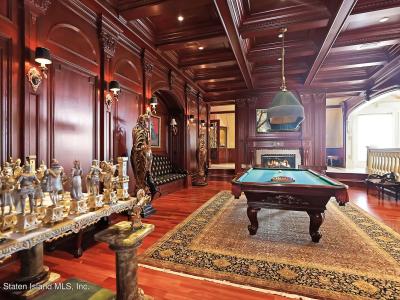 177 Benedict Rd, Staten Island, NY 10304