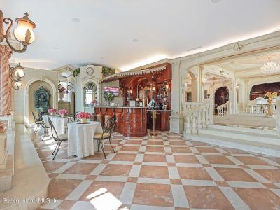 177 Benedict Rd, Staten Island, NY 10304