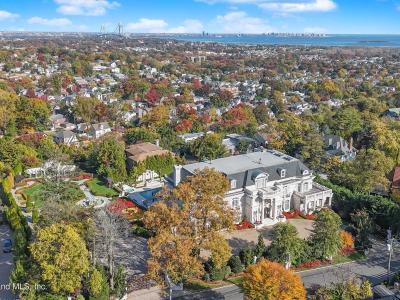 177 Benedict Rd, Staten Island, NY 10304